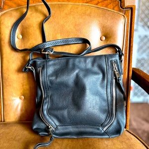 Vegan leather crossbody black